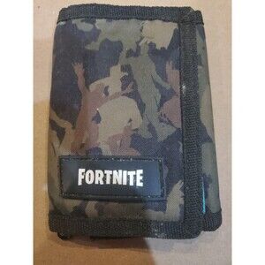 FORTNITE Wallet Trifold Camo Pattern   Multi Pockets Hook And Loop Closure